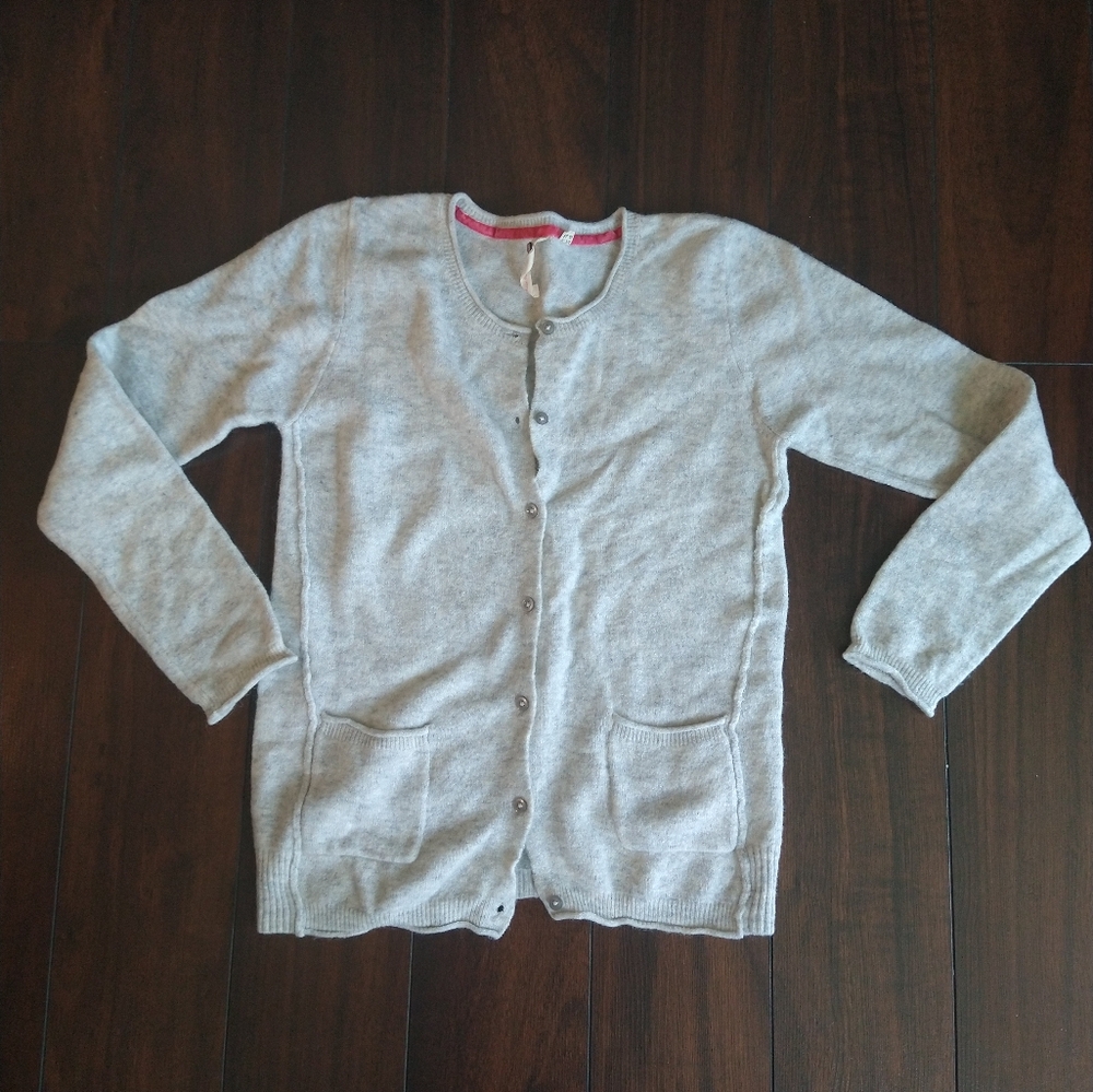 Women's Light Gray Cardigan Sweater